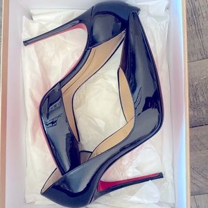 Authentic- Christian Louboutin IRIZA 100 Patent.